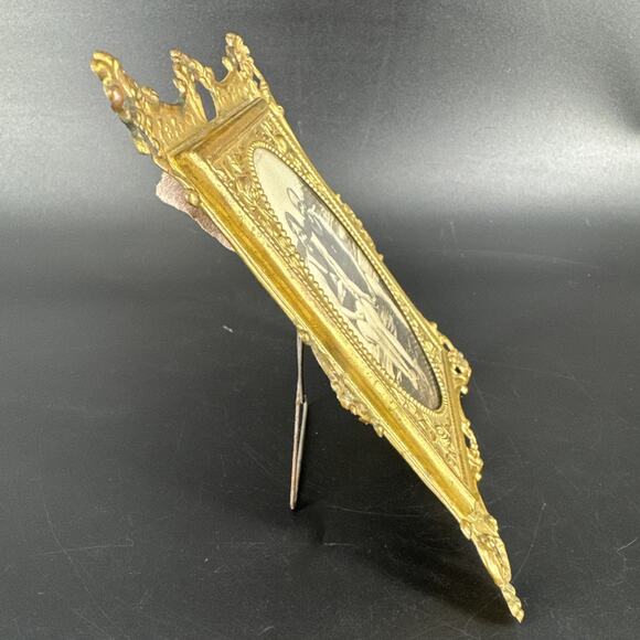 Vintage Antique Small Ornate Brass Framed Portrait Embossed Flower Design - Picture 4 of 12